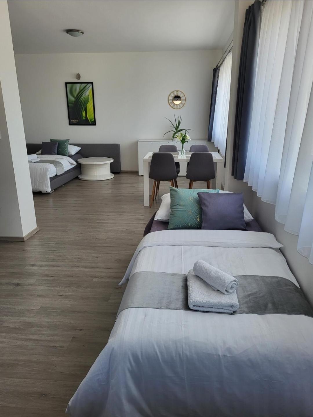 Apartman Gabriela Roudne Exterior photo